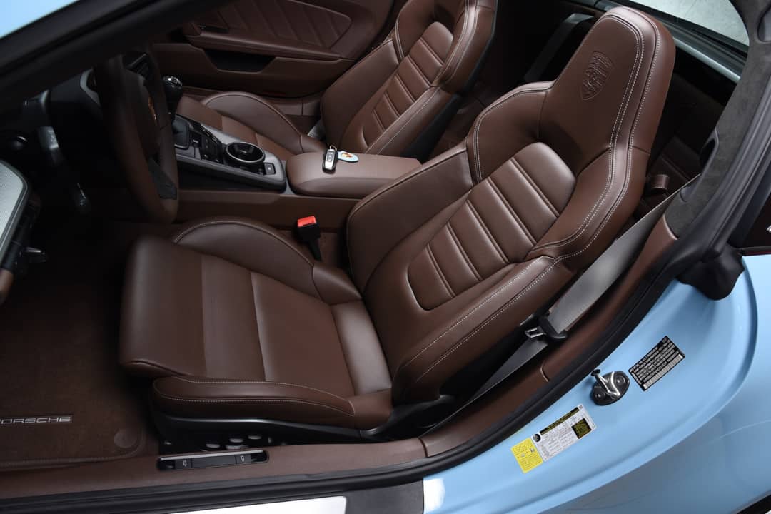 2022 Porsche 911 Targa 4S — photo 5