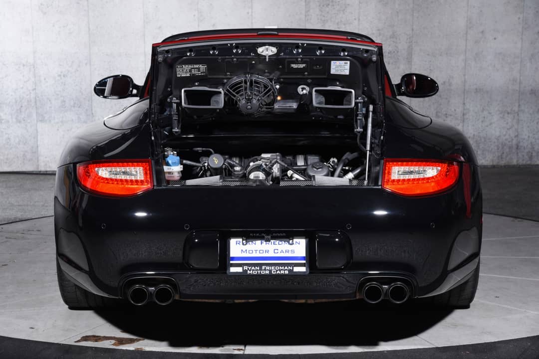 2009 Porsche 911 Carrera 4S — photo 27