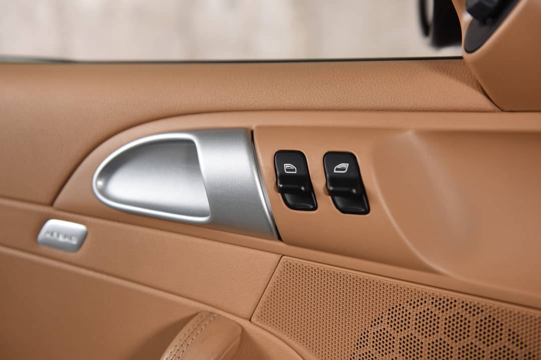 2009 Porsche 911 Carrera S — photo 32