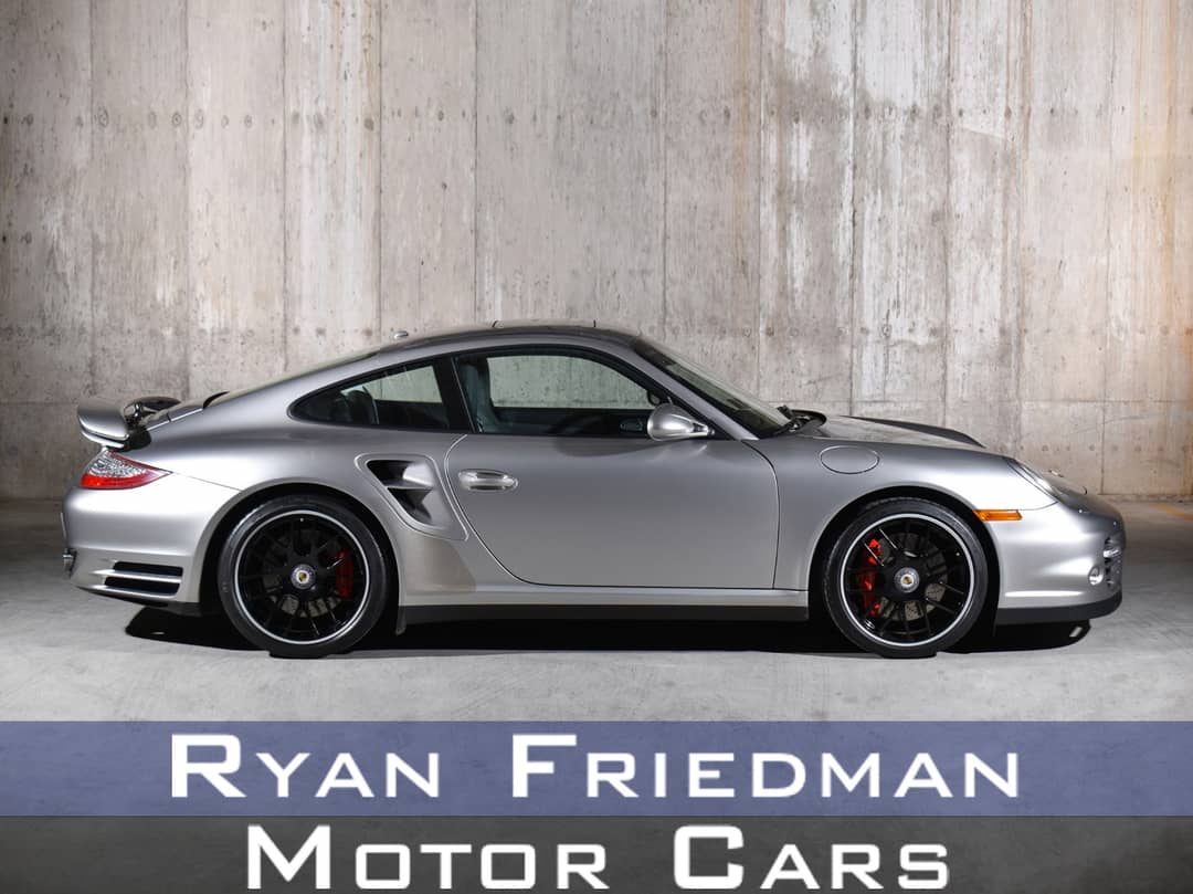2011 Porsche Turbo — photo 1