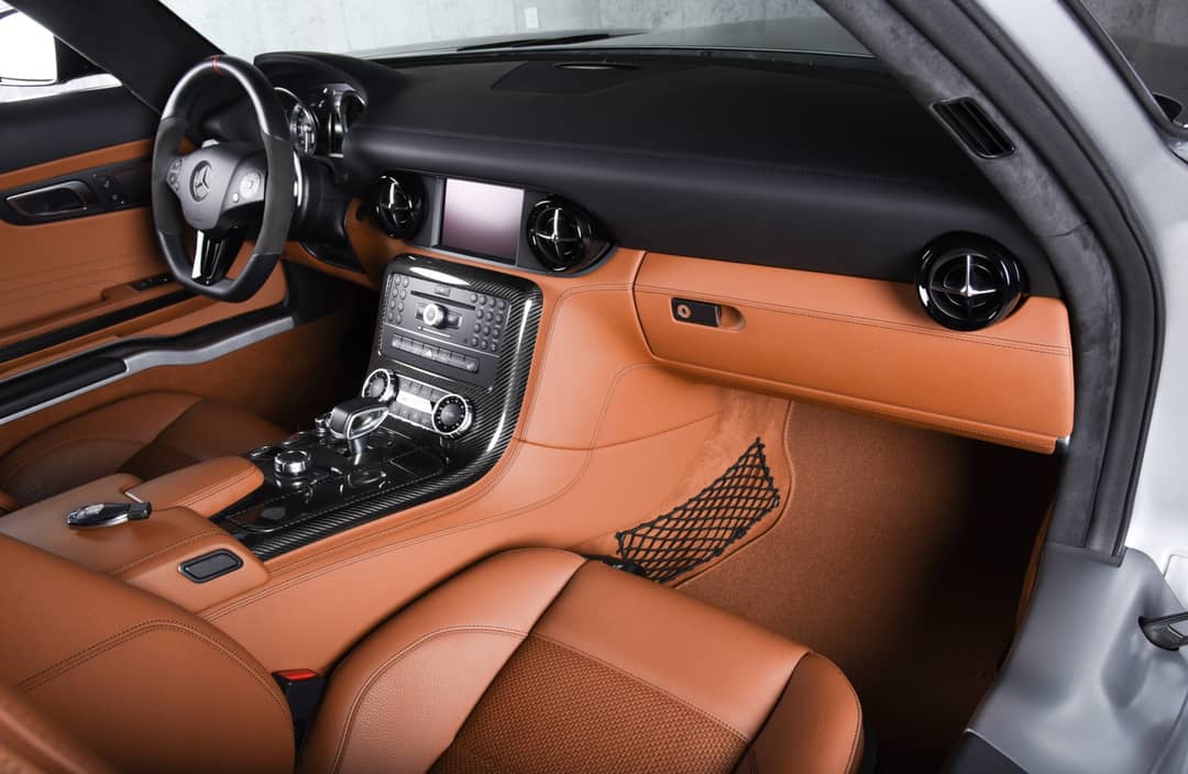 2014 Mercedes-Benz SLS AMG GT — photo 13