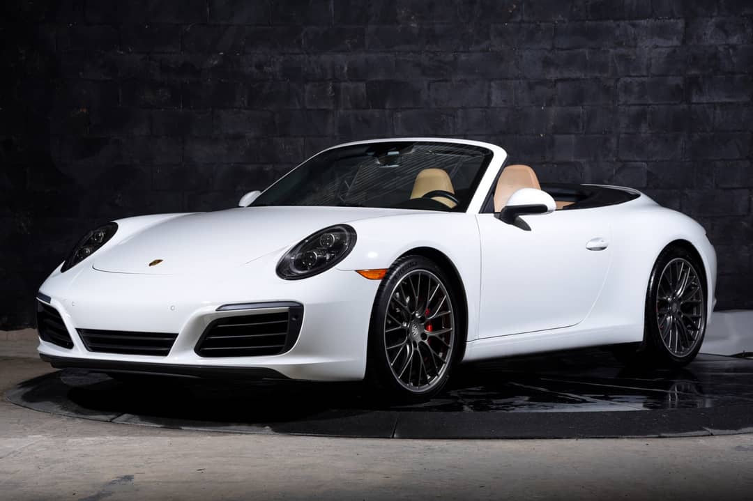 2019 Porsche 911 Carrera S — photo 2