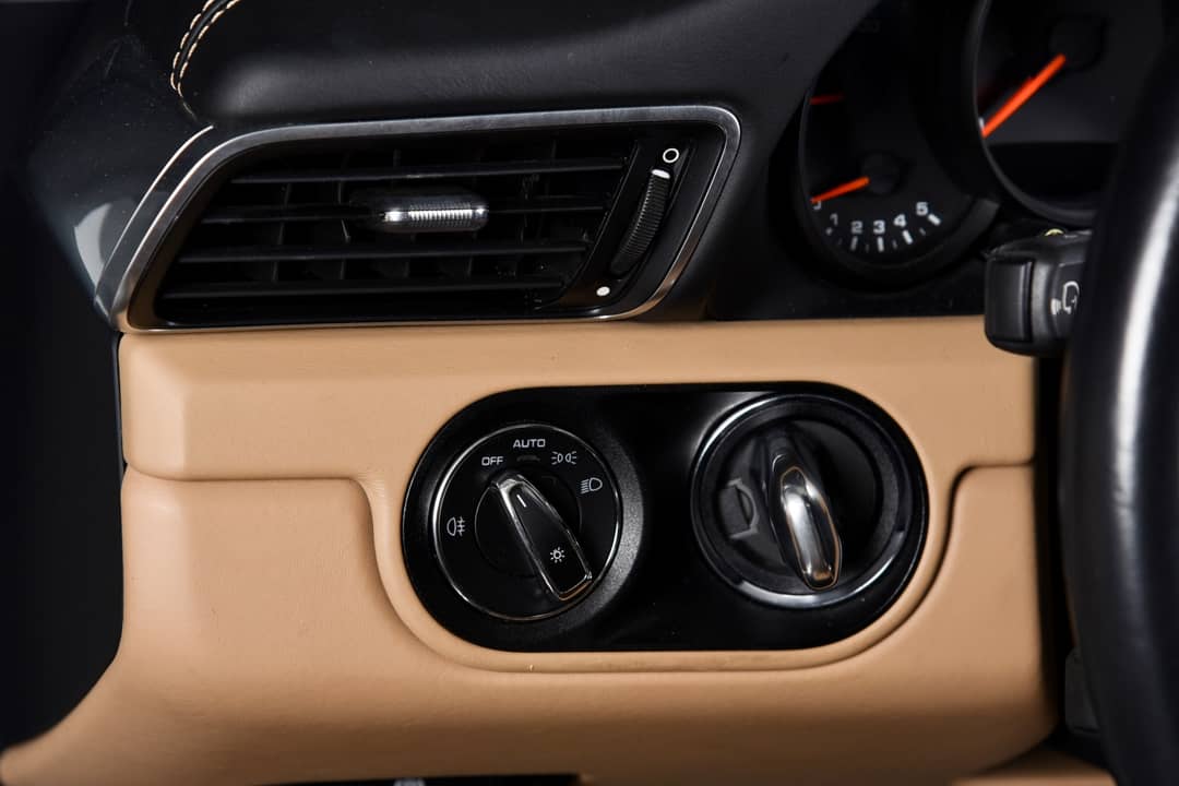 2019 Porsche 911 Carrera S — photo 20