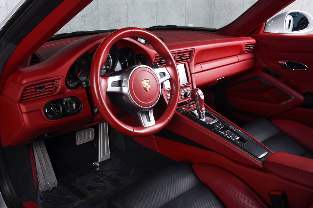 2016 Porsche 911 Turbo S — photo 4