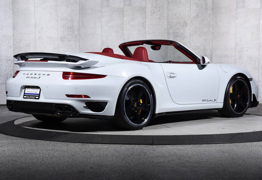 2016 Porsche 911 Turbo S — photo 10
