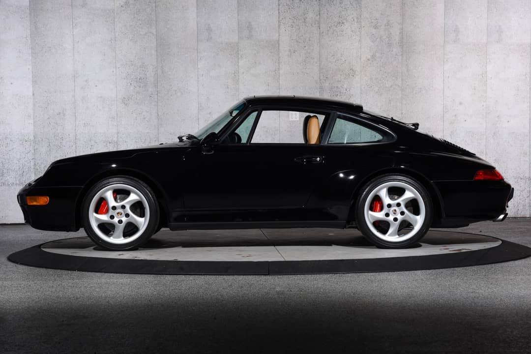 1997 Porsche 911 Carrera 4S — photo 15