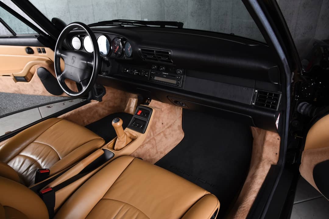 1997 Porsche 911 Carrera 4S — photo 16