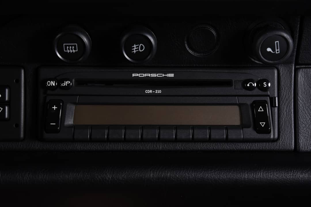 1997 Porsche 911 Carrera 4S — photo 22