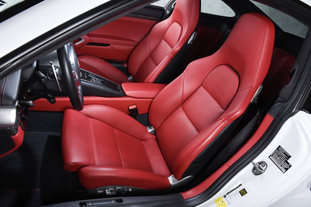 2015 Porsche 911 Turbo S — photo 19