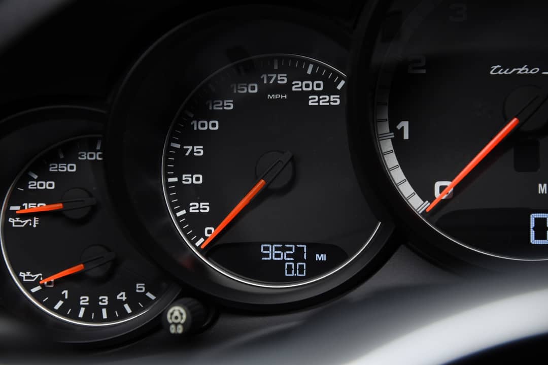 2015 Porsche 911 Turbo S — photo 26