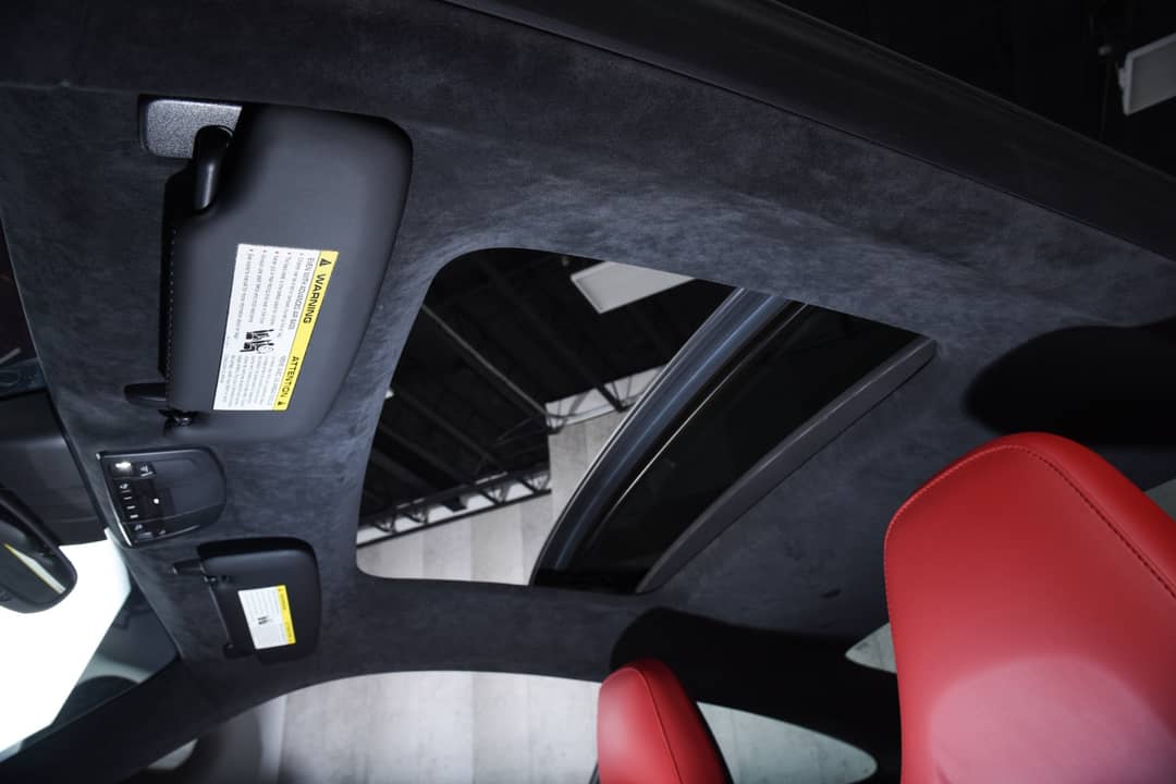 2015 Porsche 911 Turbo S — photo 36