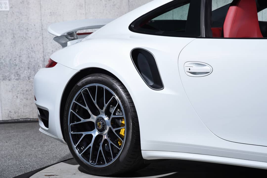 2015 Porsche 911 Turbo S — photo 49