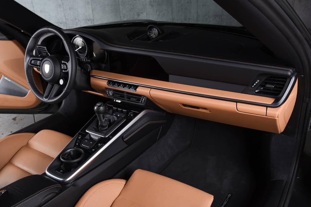 2024 Porsche 911 Targa 4 GTS — photo 16
