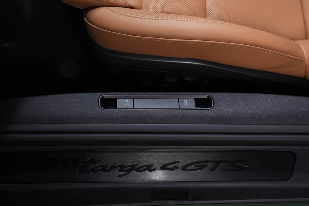 2024 Porsche 911 Targa 4 GTS — photo 32