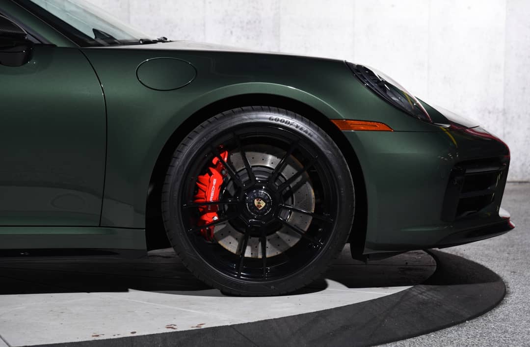 2024 Porsche 911 Targa 4 GTS — photo 36