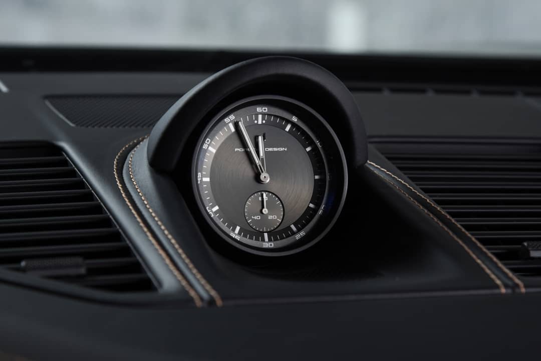 2024 Porsche 911 Targa 4 GTS — photo 9