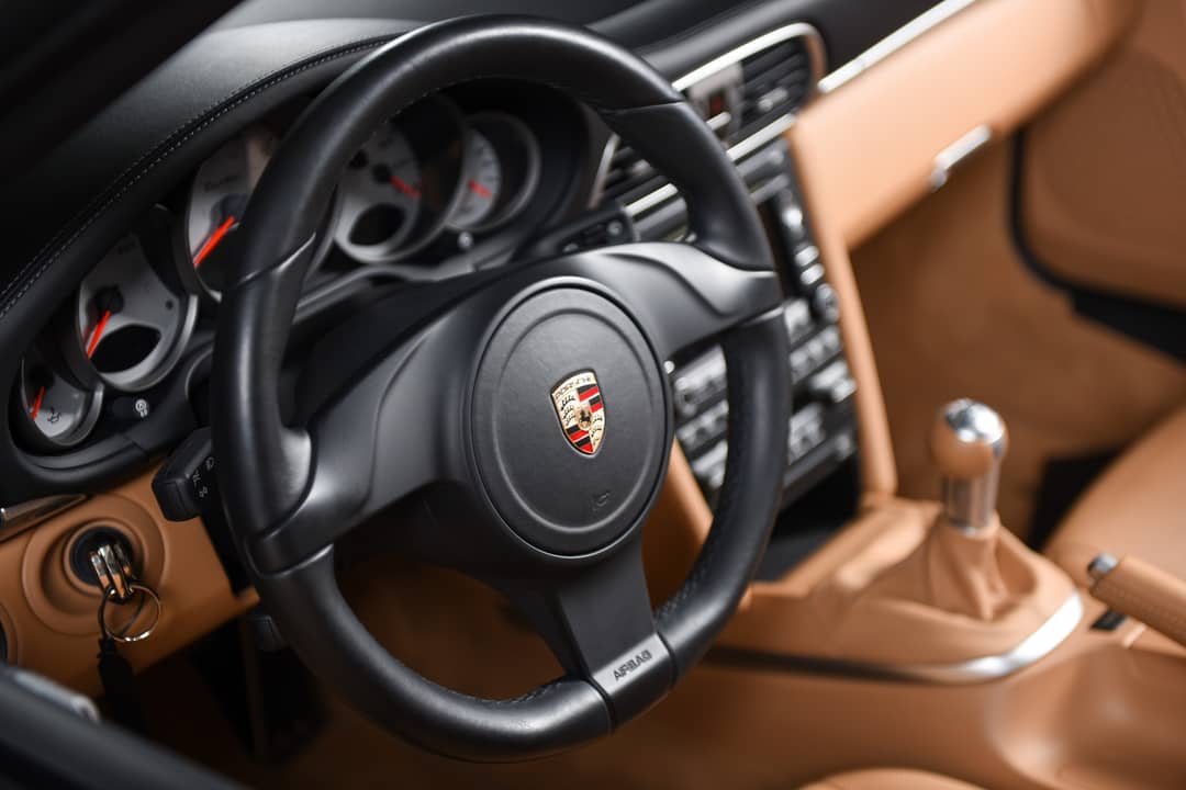 2012 Porsche 911 Turbo — photo 33