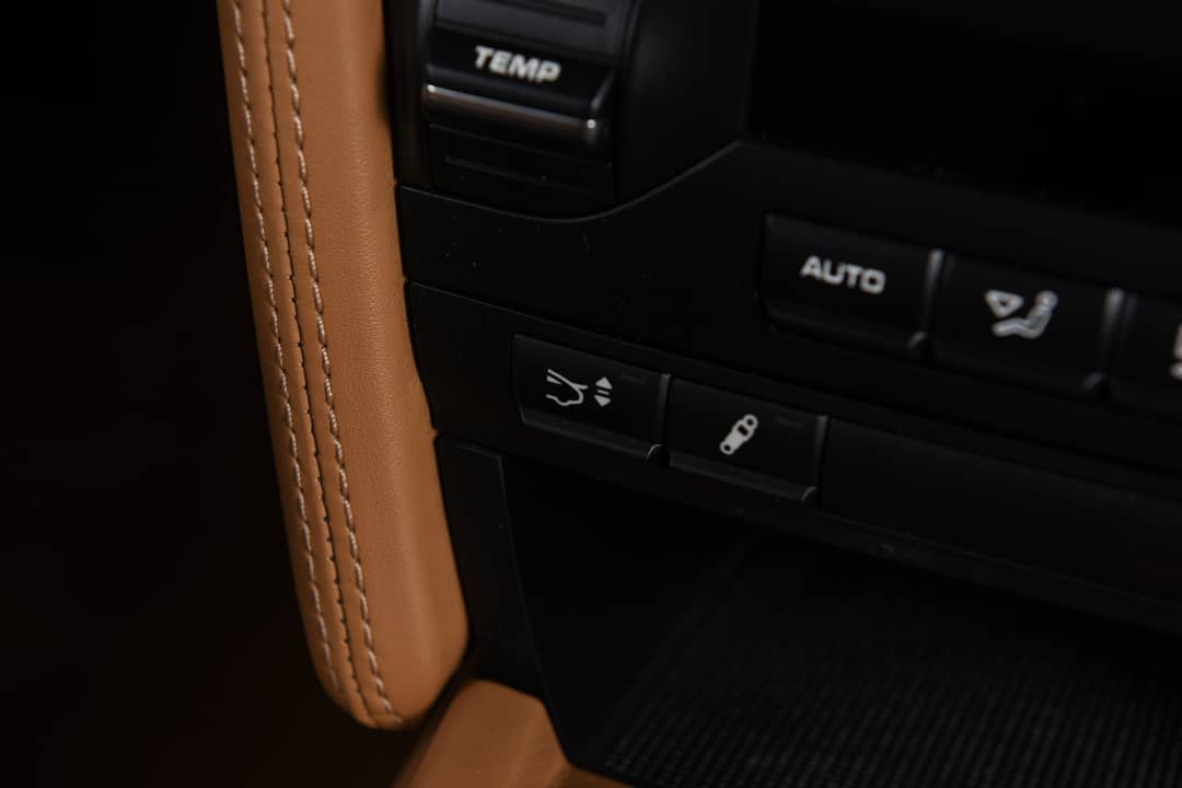 2012 Porsche 911 Turbo — photo 42