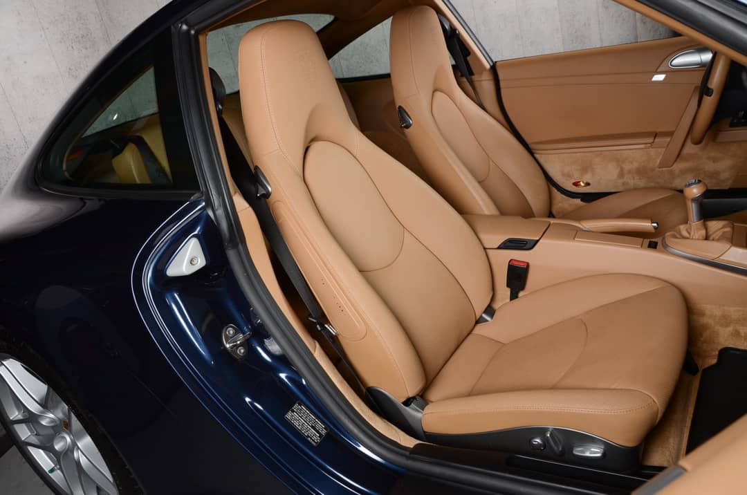 2011 Porsche 911 Carrera 4S — photo 12