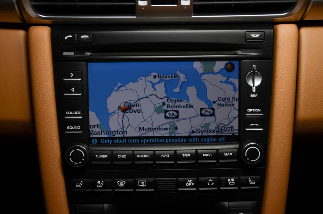 2011 Porsche 911 Carrera 4S — photo 16