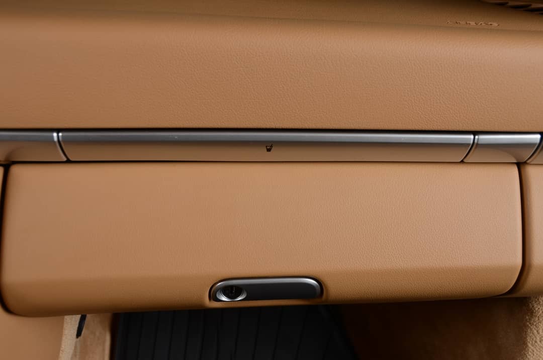 2011 Porsche 911 Carrera 4S — photo 22