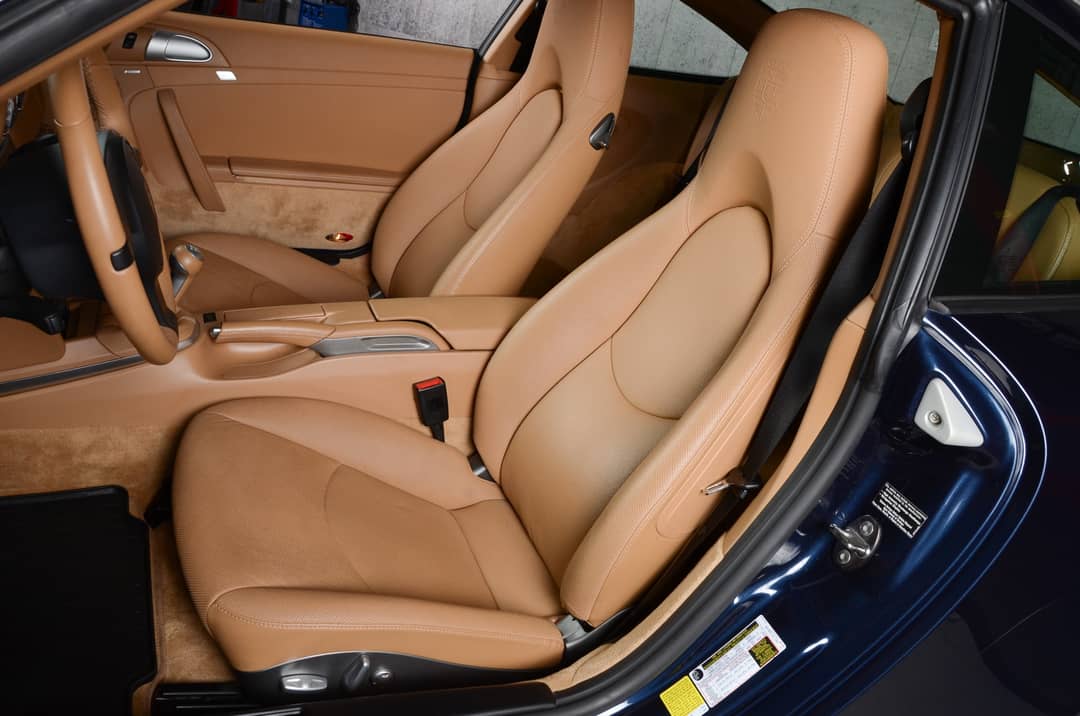 2011 Porsche 911 Carrera 4S — photo 5