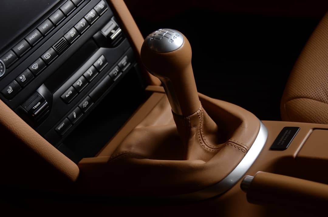 2011 Porsche 911 Carrera 4S — photo 6