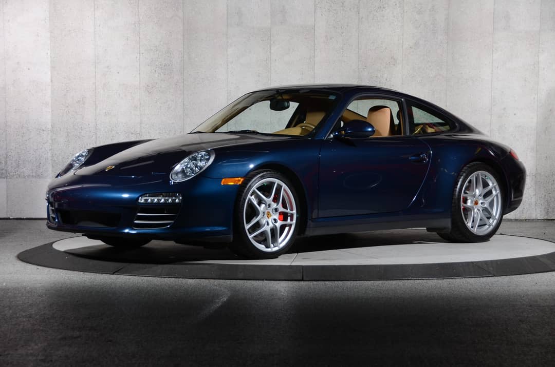 2011 Porsche 911 Carrera 4S — photo 7