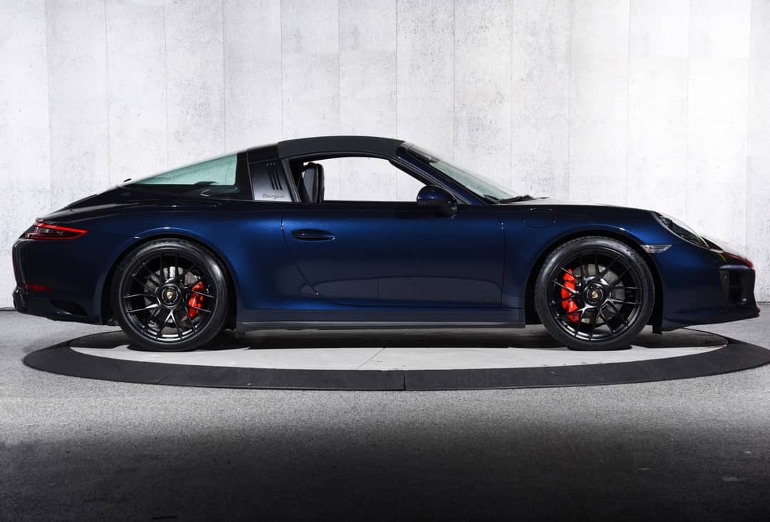 2019 Porsche 911 Targa 4 GTS — photo 39