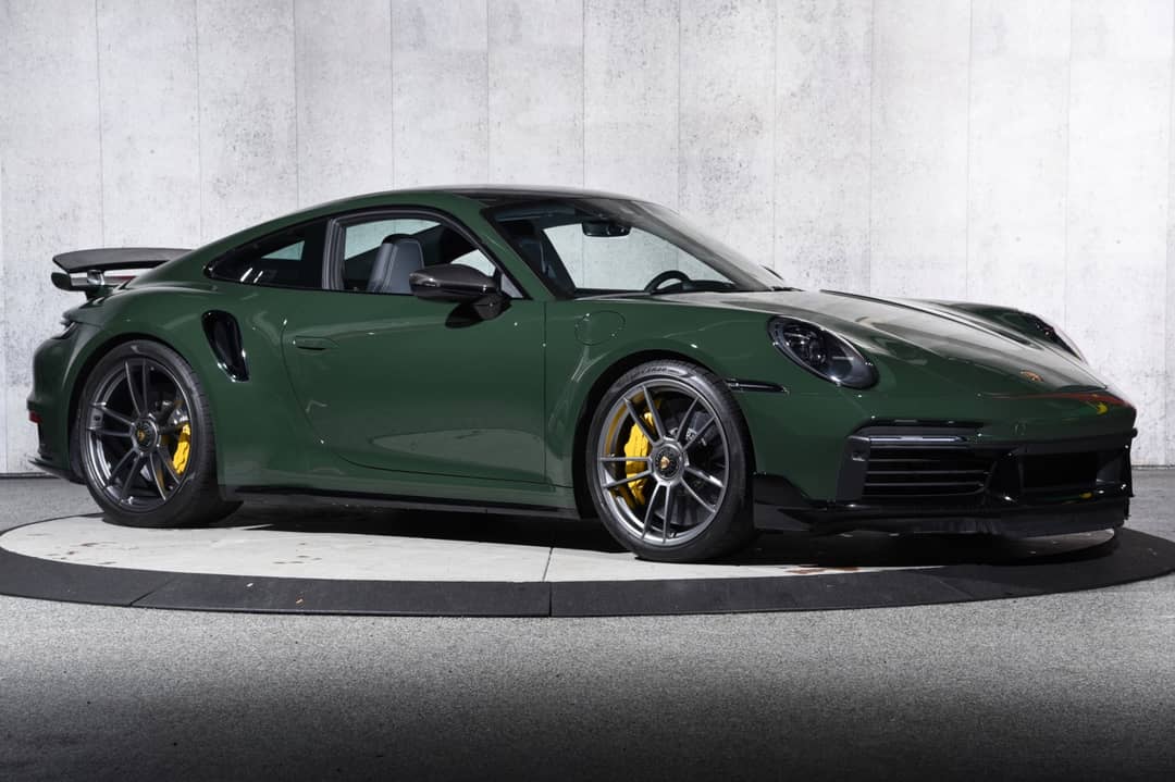 2022 Porsche 911 Turbo S — photo 11