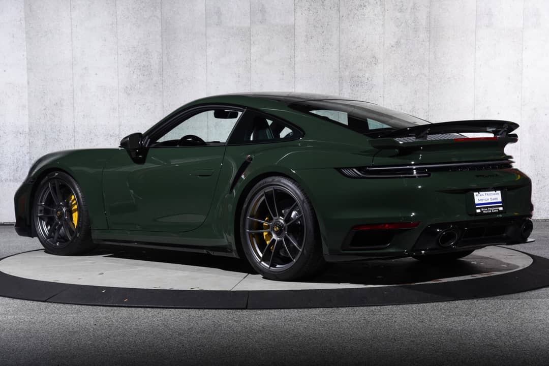 2022 Porsche 911 Turbo S — photo 12