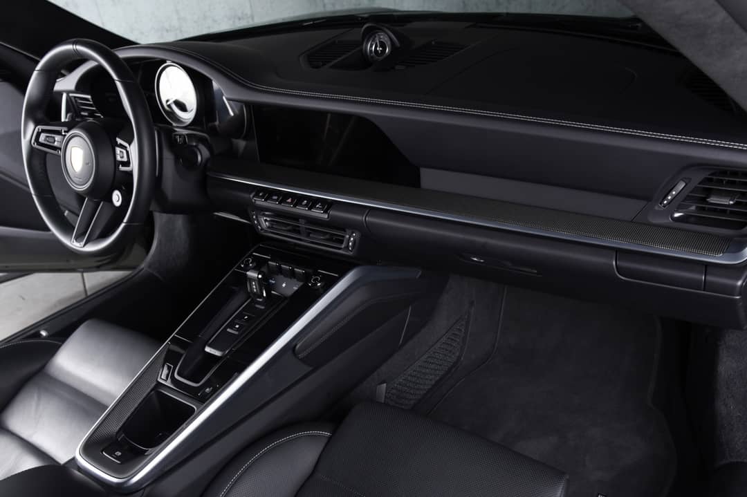 2022 Porsche 911 Turbo S — photo 15