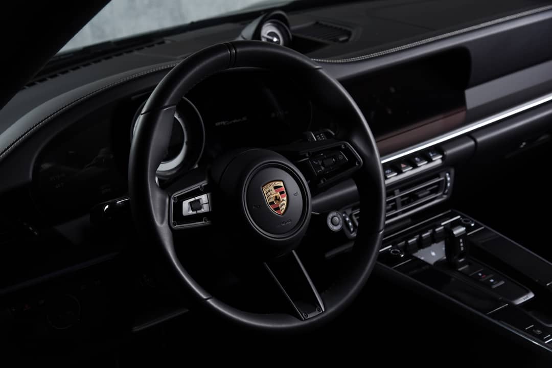2022 Porsche 911 Turbo S — photo 17