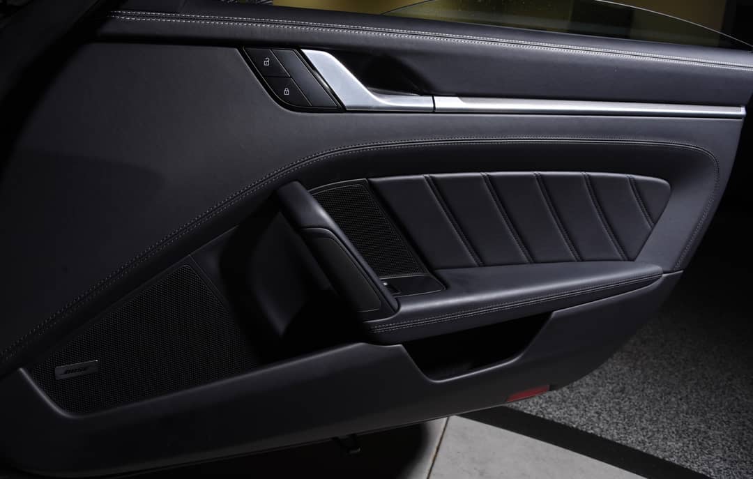 2022 Porsche 911 Turbo S — photo 23