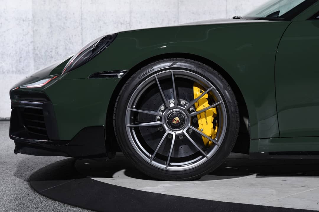 2022 Porsche 911 Turbo S — photo 33