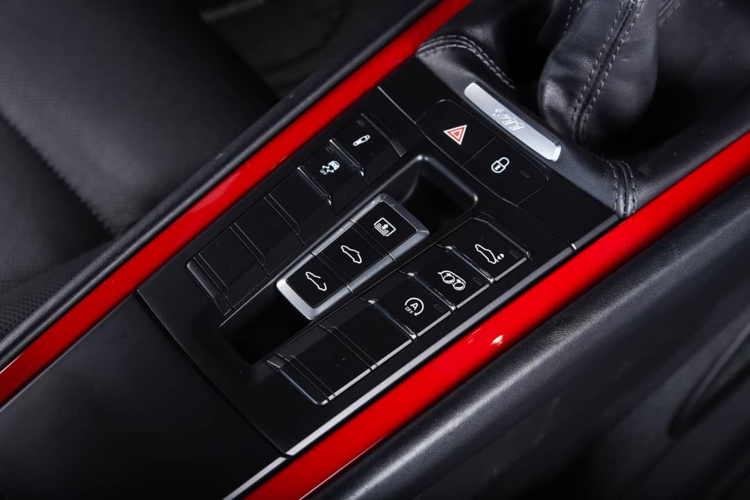 2018 Porsche 911 Carrera S — photo 25