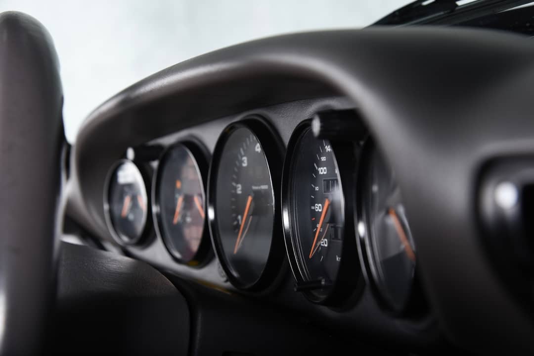 1994 Porsche 911 Carrera 2 — photo 23