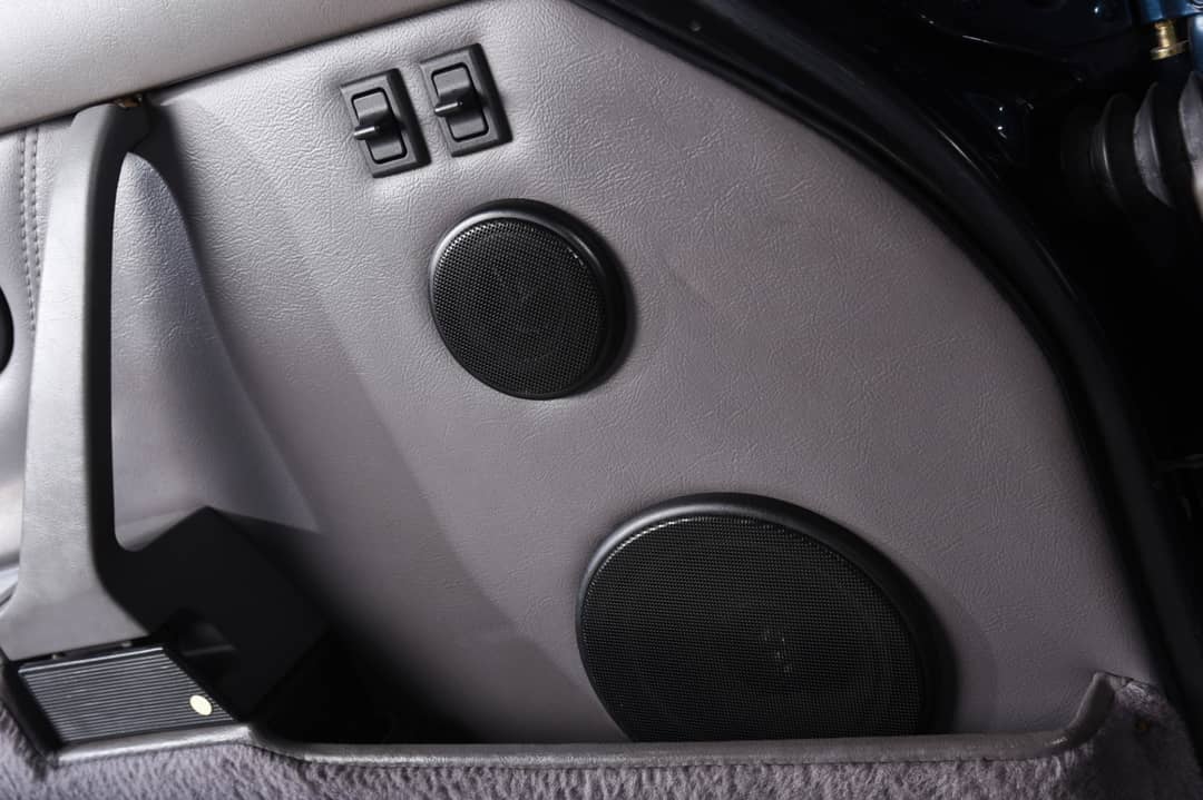 1994 Porsche 911 Carrera 2 — photo 33