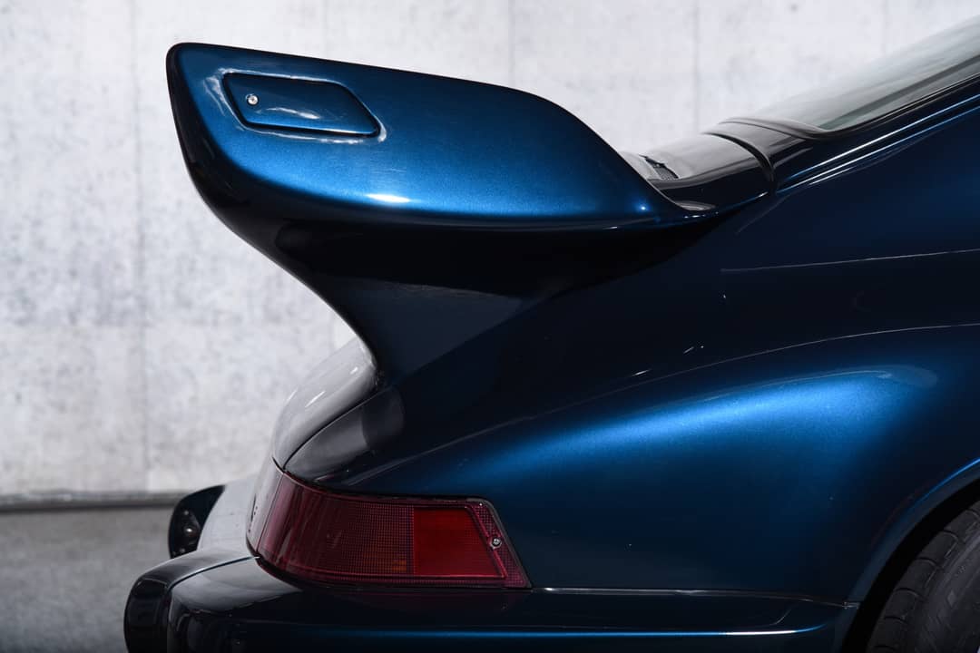 1994 Porsche 911 Carrera 2 — photo 9