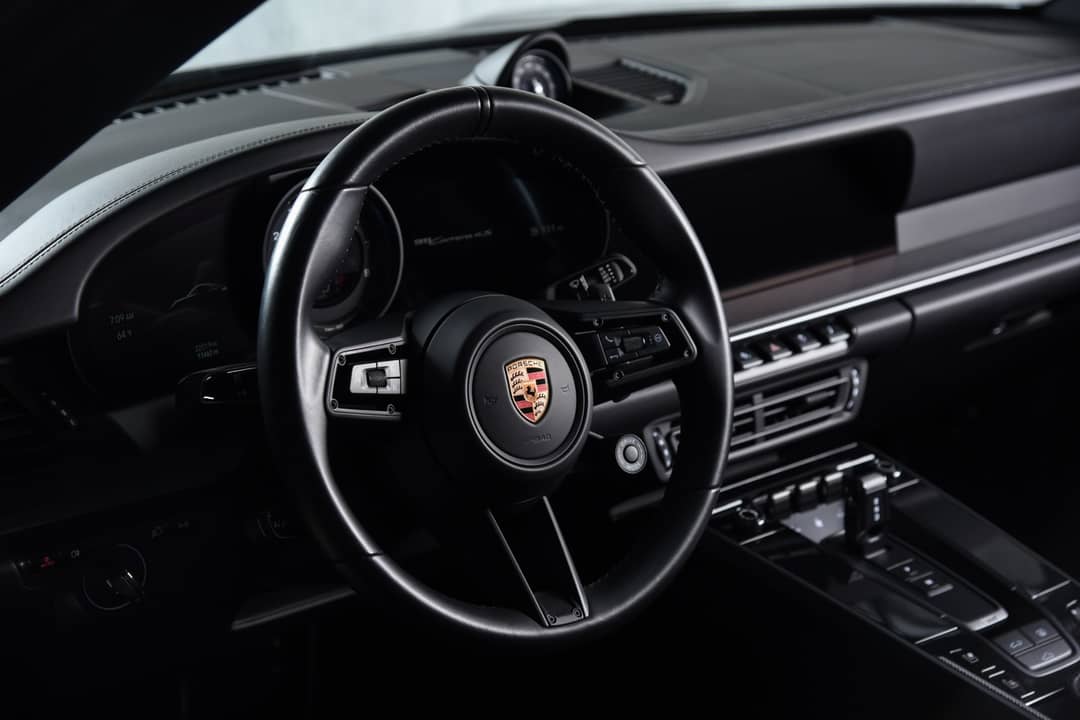 2020 Porsche 911 Carrera 4S — photo 16