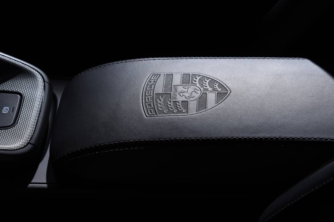 2020 Porsche 911 Carrera 4S — photo 7