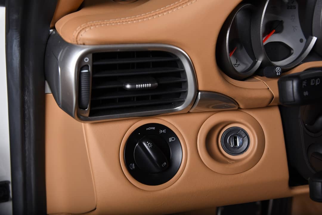 2012 Porsche 911 Turbo — photo 22