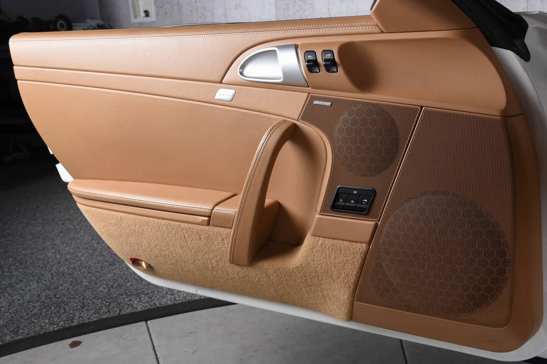 2012 Porsche 911 Turbo — photo 24