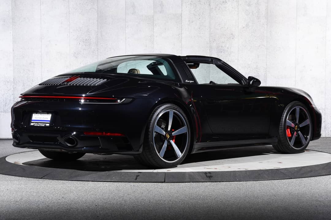 2024 Porsche 911 Targa 4S — photo 12