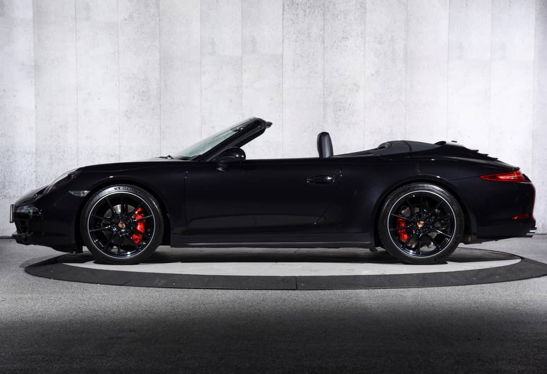 2014 Porsche 911 Carrera 4S — photo 12