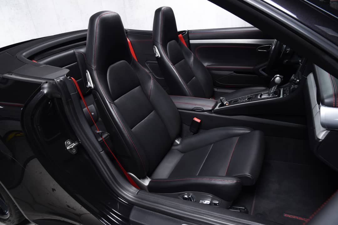 2014 Porsche 911 Carrera 4S — photo 15