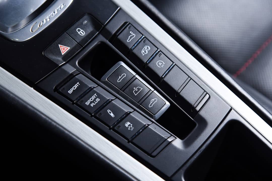 2014 Porsche 911 Carrera 4S — photo 19