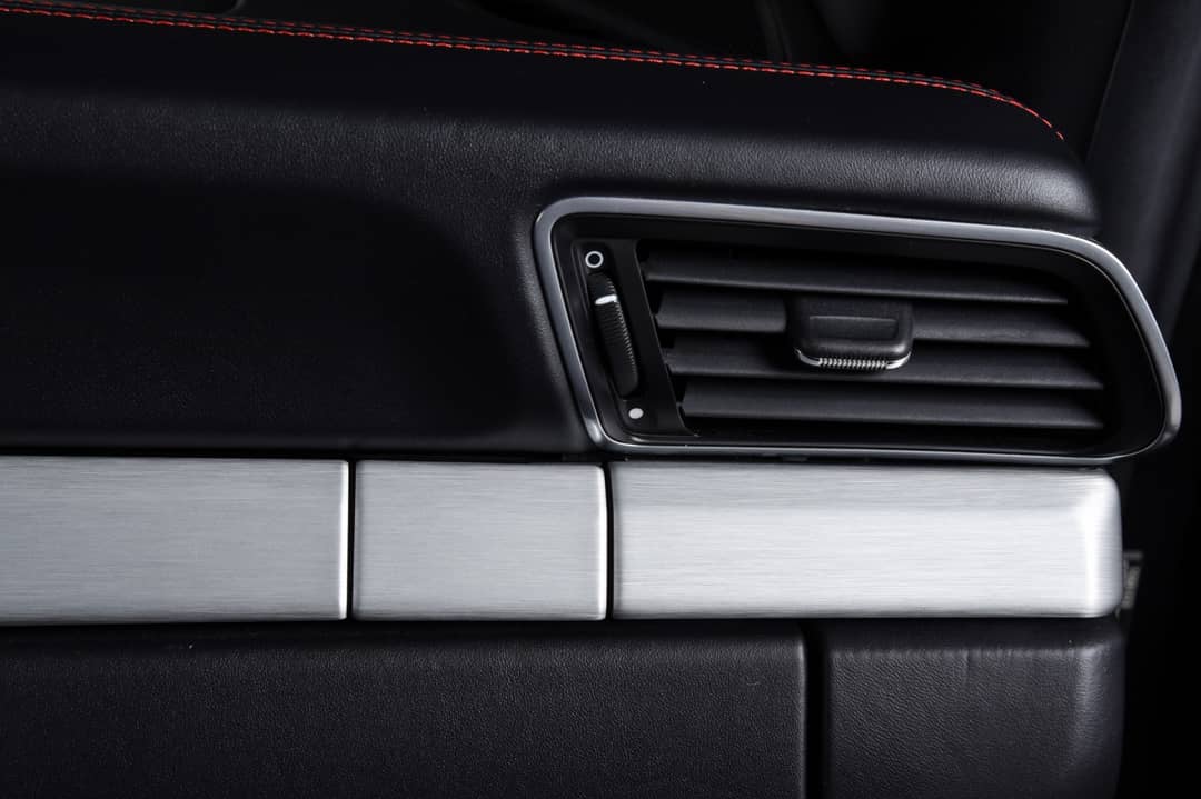 2014 Porsche 911 Carrera 4S — photo 23