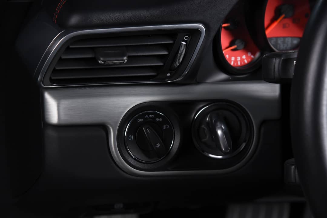 2014 Porsche 911 Carrera 4S — photo 25