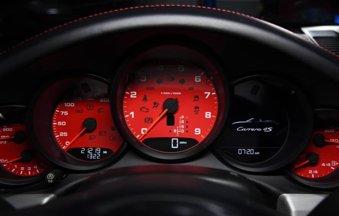 2014 Porsche 911 Carrera 4S — photo 8